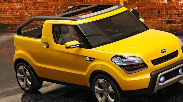 Mercedes-Benz SLK 55 AMG & Ducati Streetfighter In Yellow Front Pose